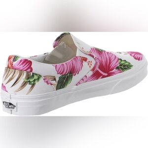 Vans foral slip on’s